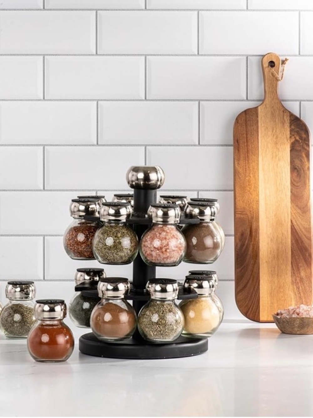 16-Jar Rotating Spice Rack with Refillable Glass Jars